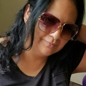 Meet your Posher, Ana